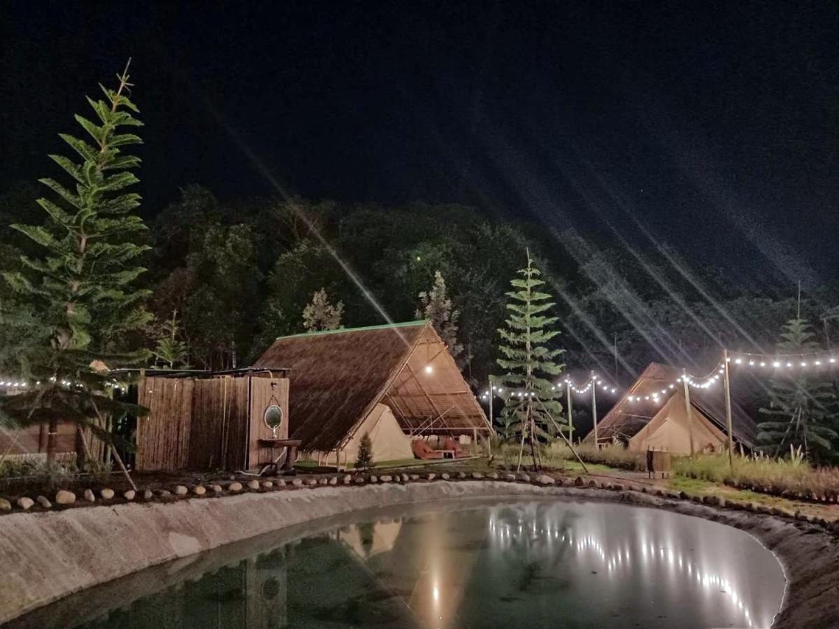 Yellowstone Camps Resort Khao Yai Pak Chong Esterno foto