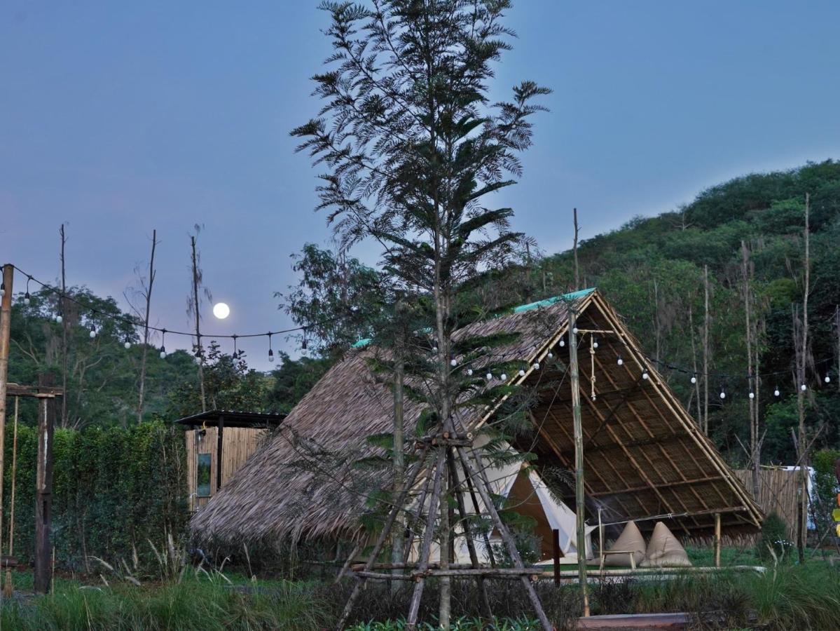 Yellowstone Camps Resort Khao Yai Pak Chong Esterno foto